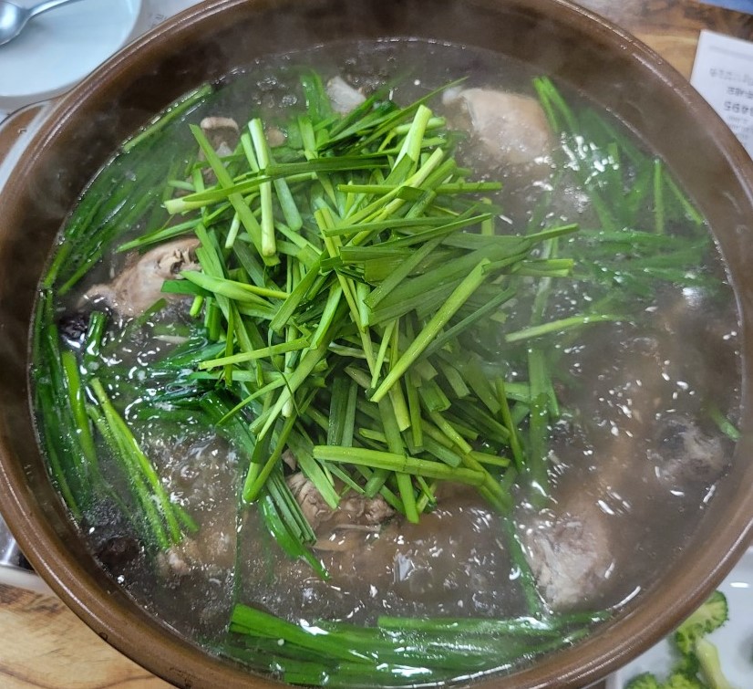 대왕산삼백숙농원 대청댐점 삼계탕 갈비탕 오리 닭 백숙