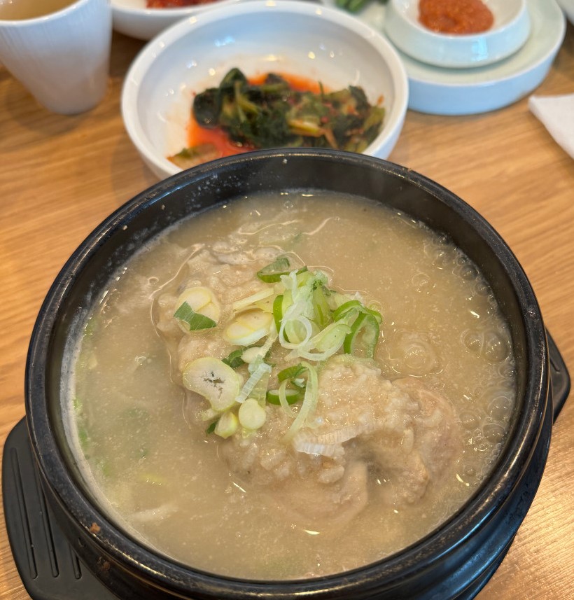 형과아우누룽지삼계탕&왕갈비탕