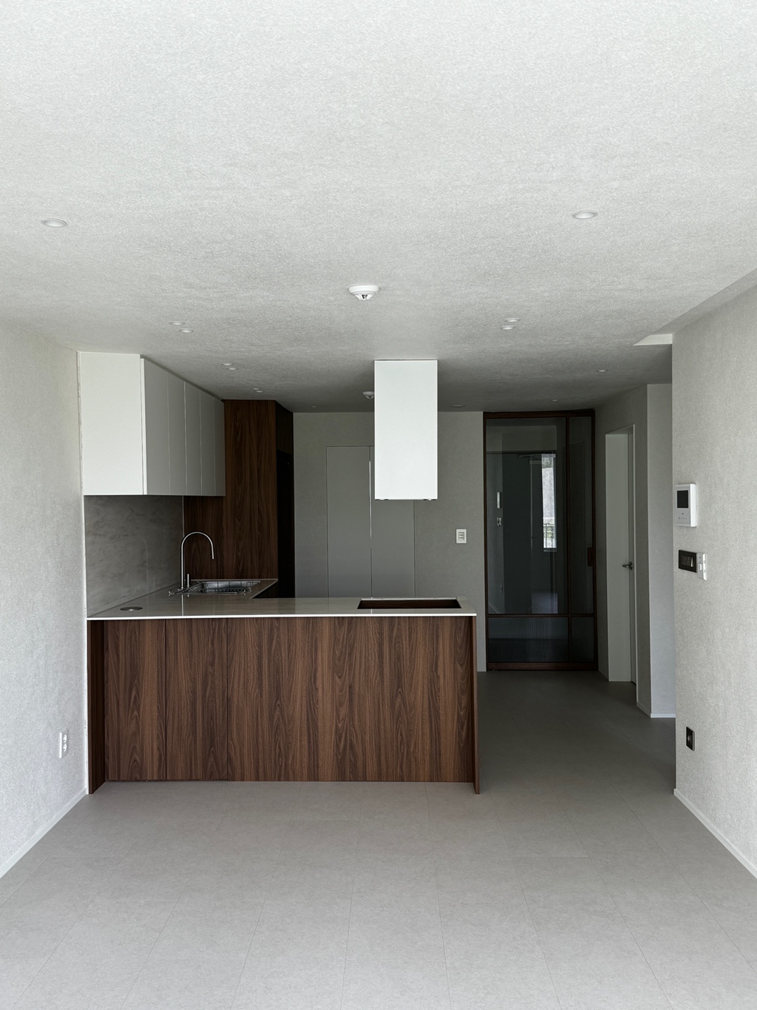 웜하우스 대표 이미지