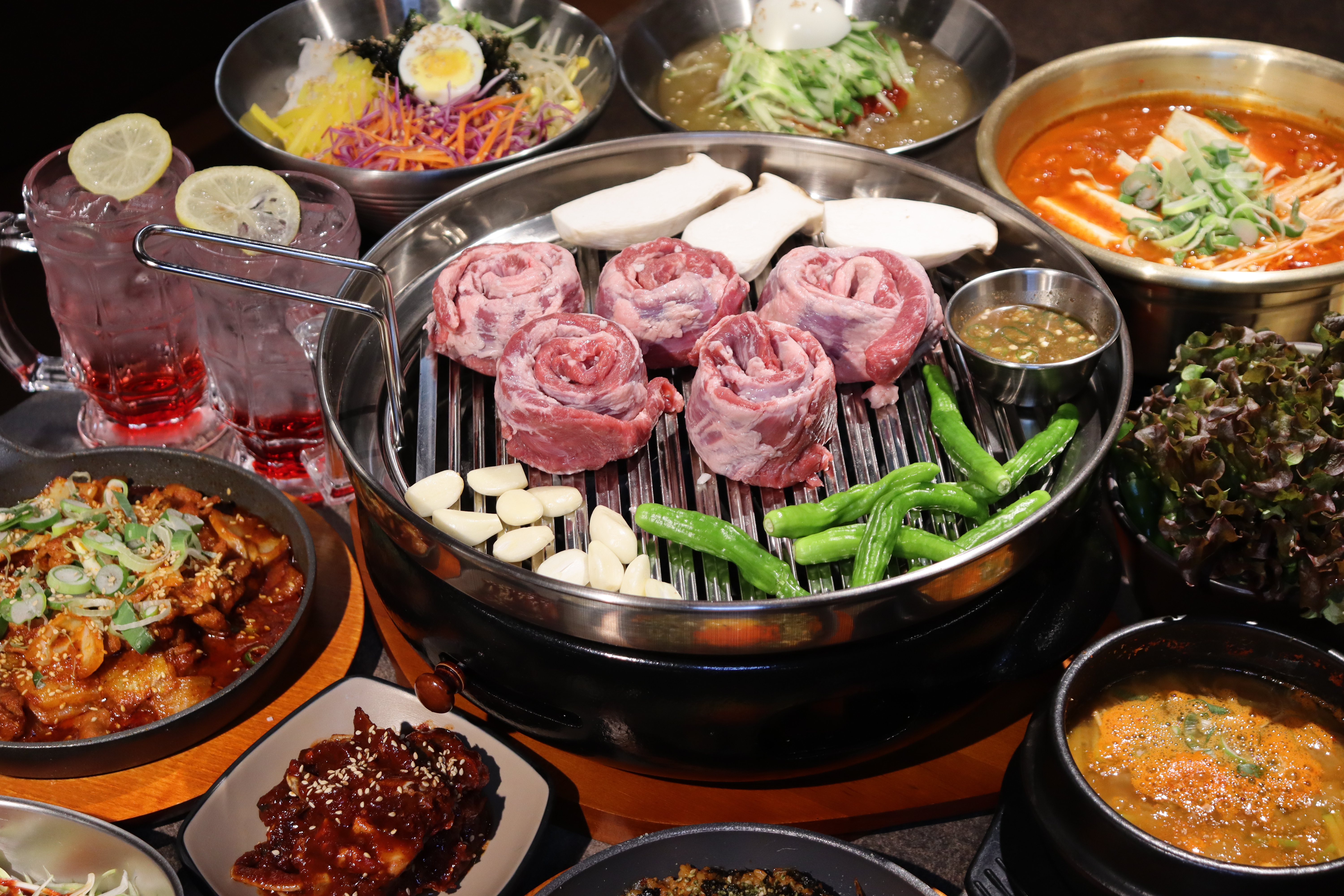 종암동화야 공릉직영점 내부 또는 관련 모습