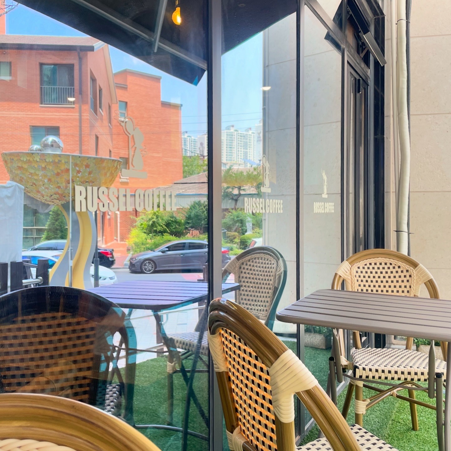 러셀커피 대표 이미지