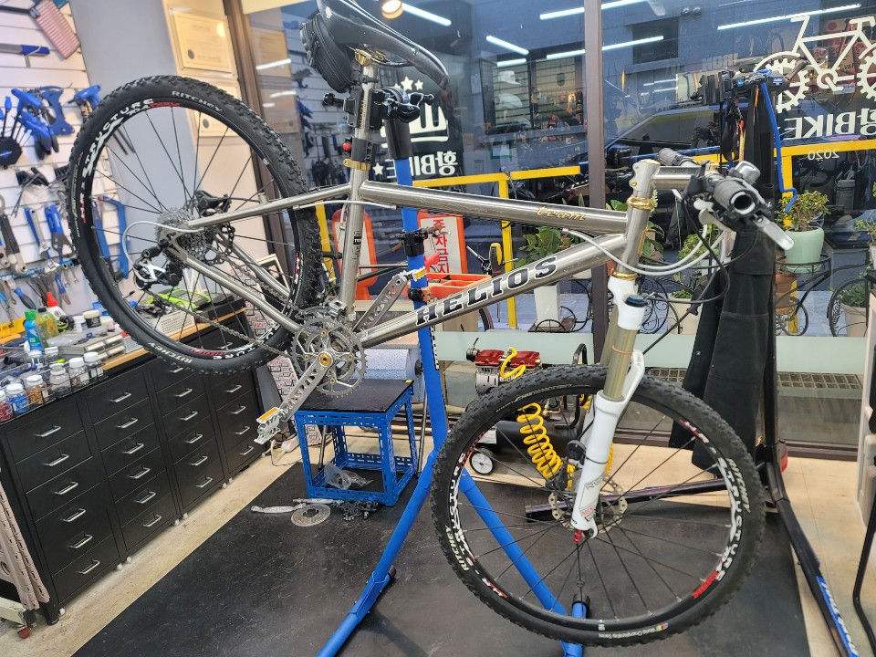 황바이크 대표 이미지