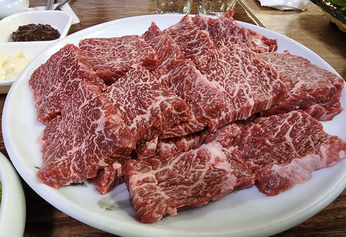 용평한우관