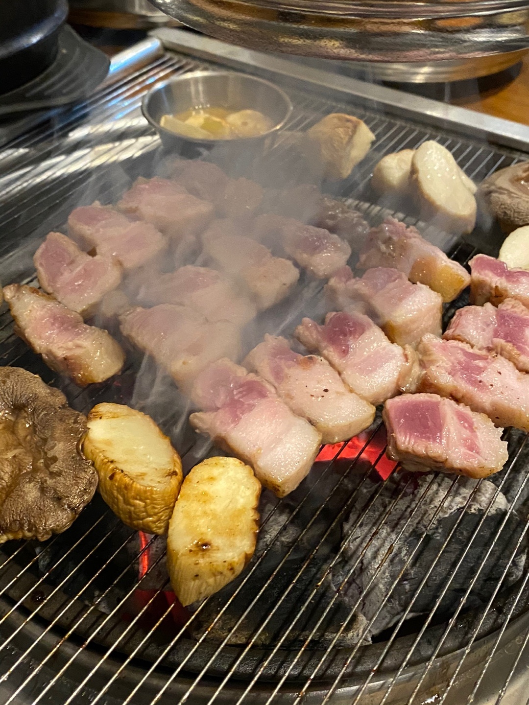 진육식당
