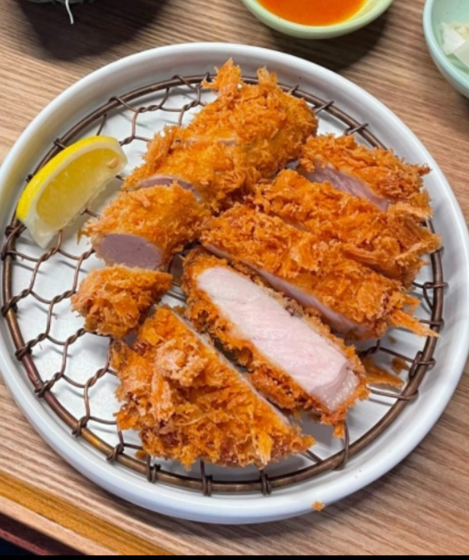 돈카츠 만월