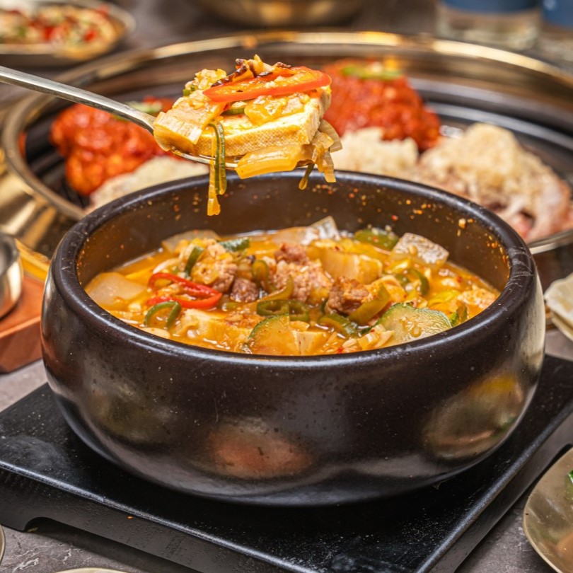 돼지숯불갈비한정식 가온정