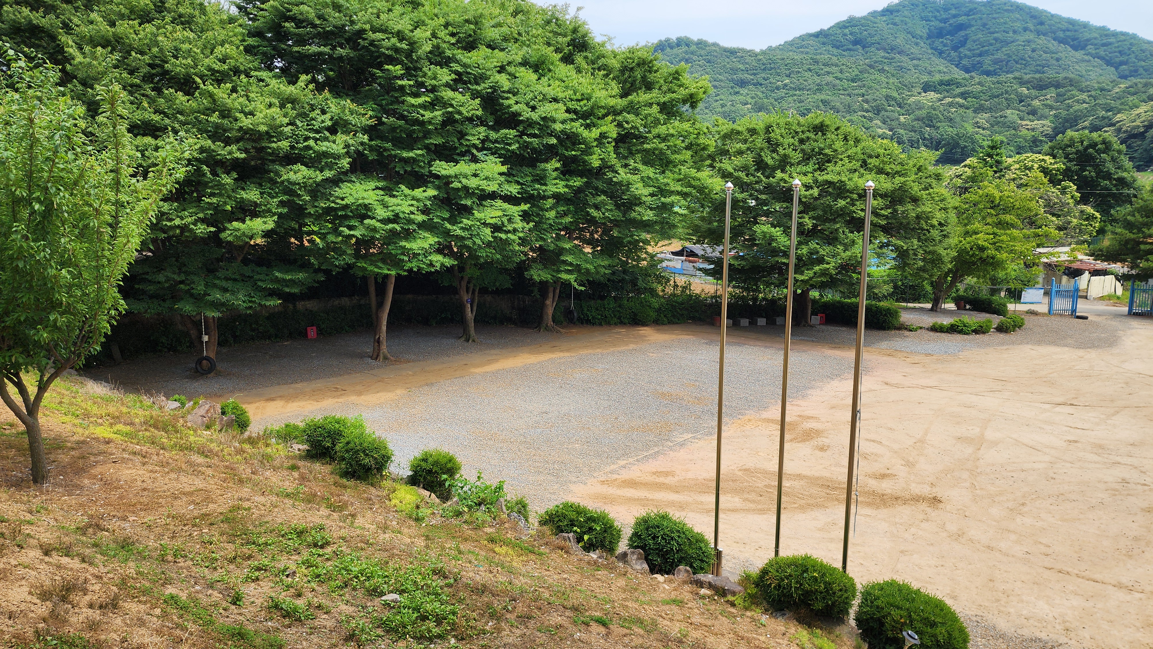 학교안 풍경캠핑장