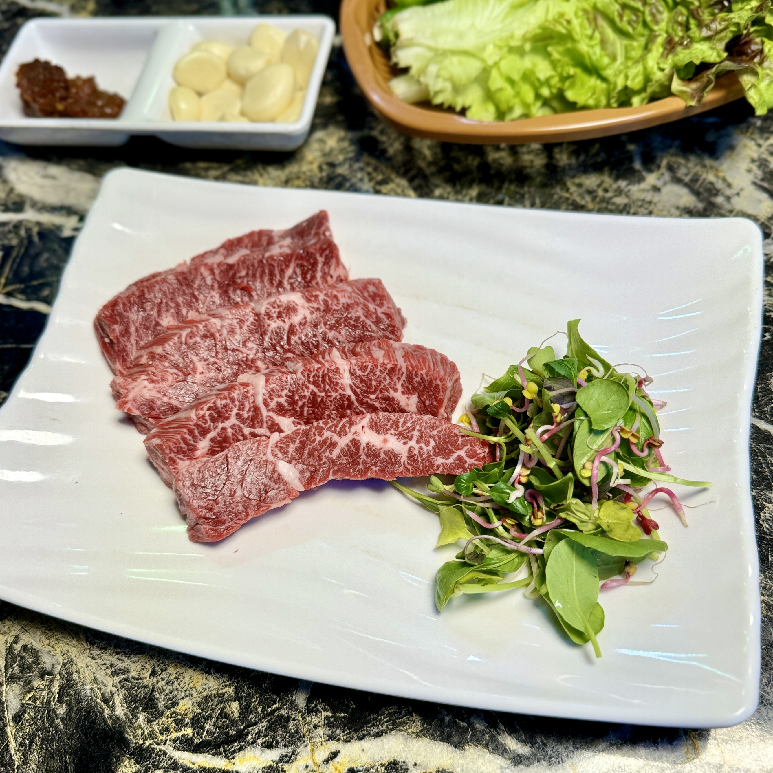 황소식육실비식당 한우하이원