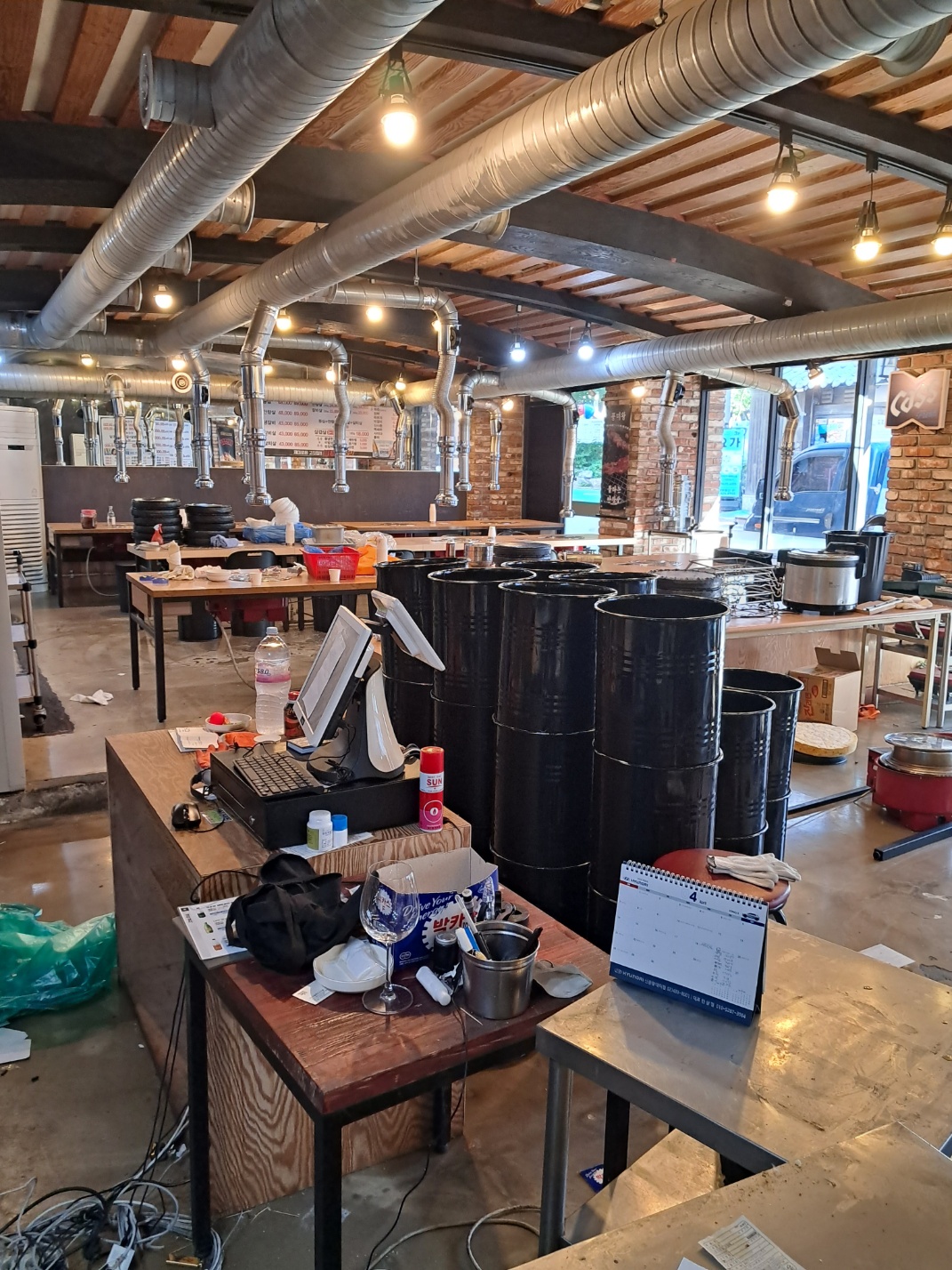 강남철거 새롬철거 식당카페 사무실철거 원상복구 폐기물 대표 이미지