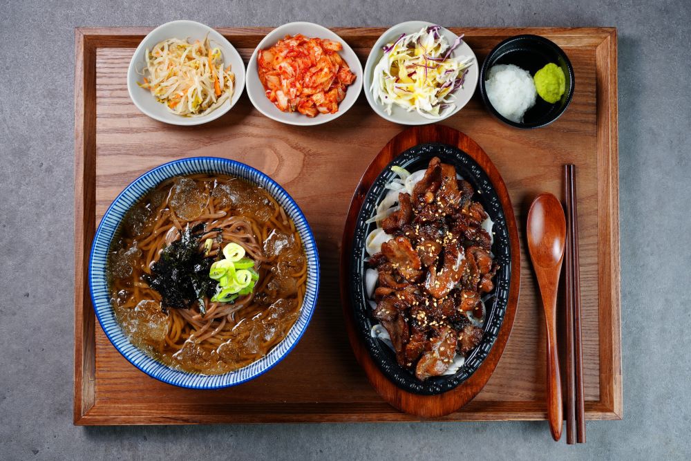 제갈덮밥&짜글이 평택비전점