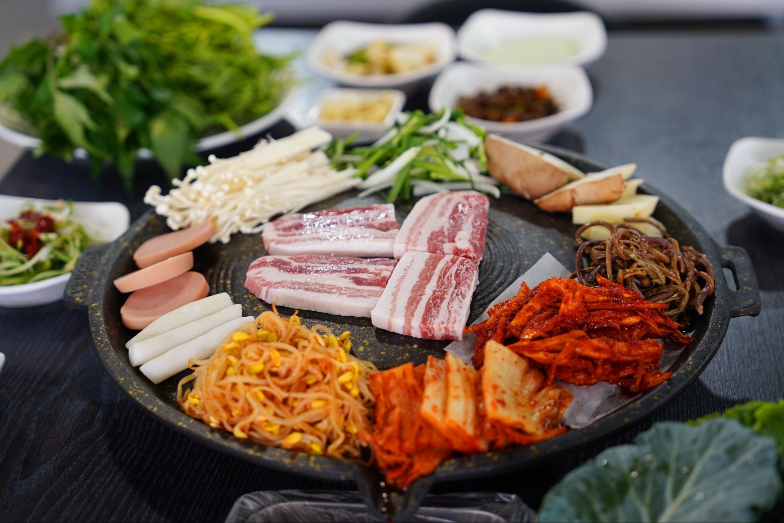 미나리솥뚜껑삼겹살 상대점