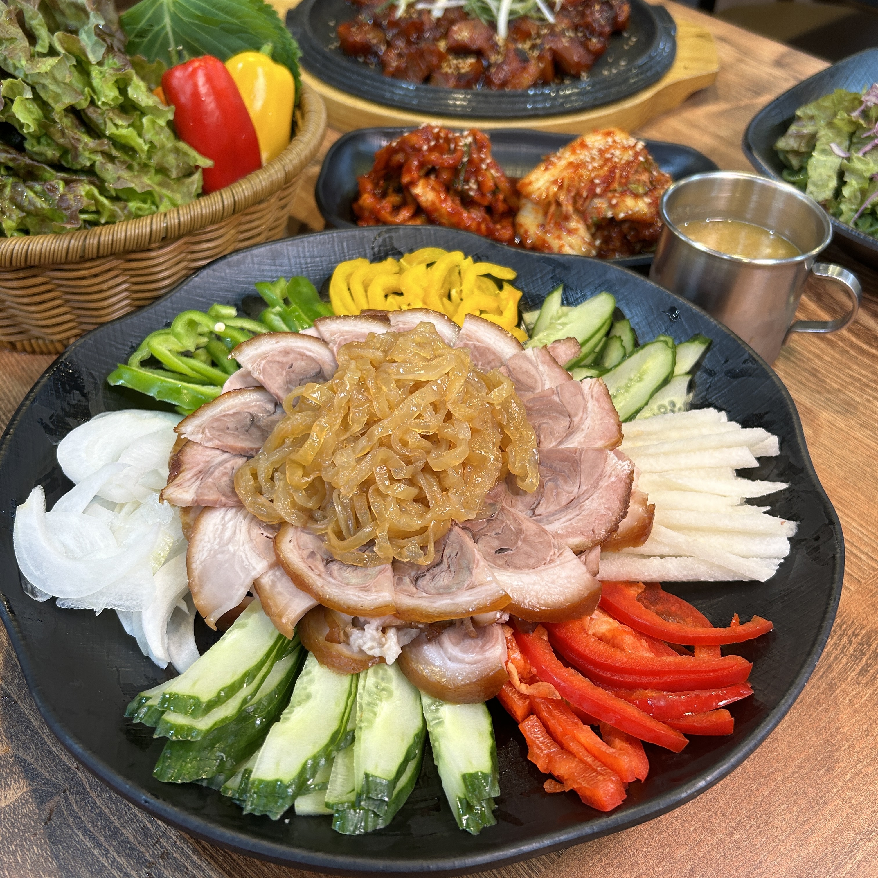 명품화덕한방족발