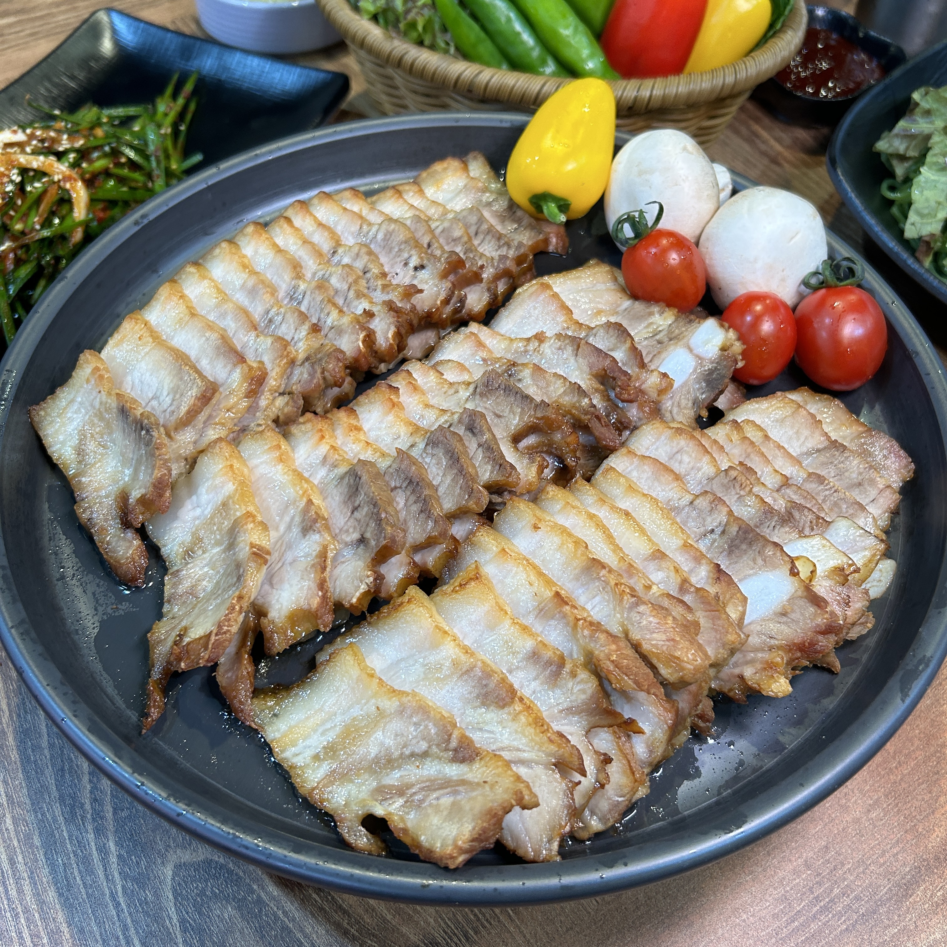 명품화덕한방족발