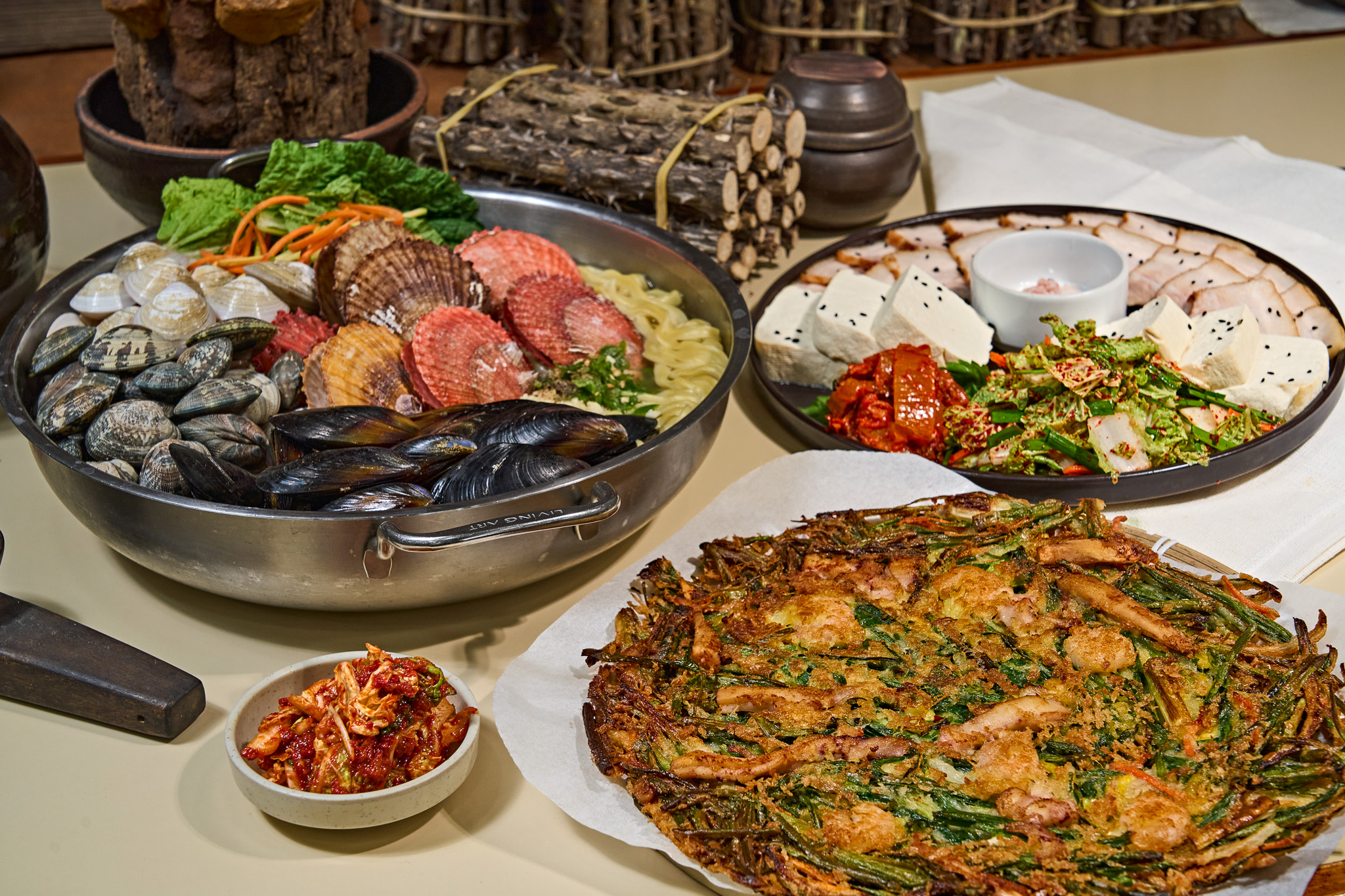 귀산옥 해물칼국수 창원마창대교본점