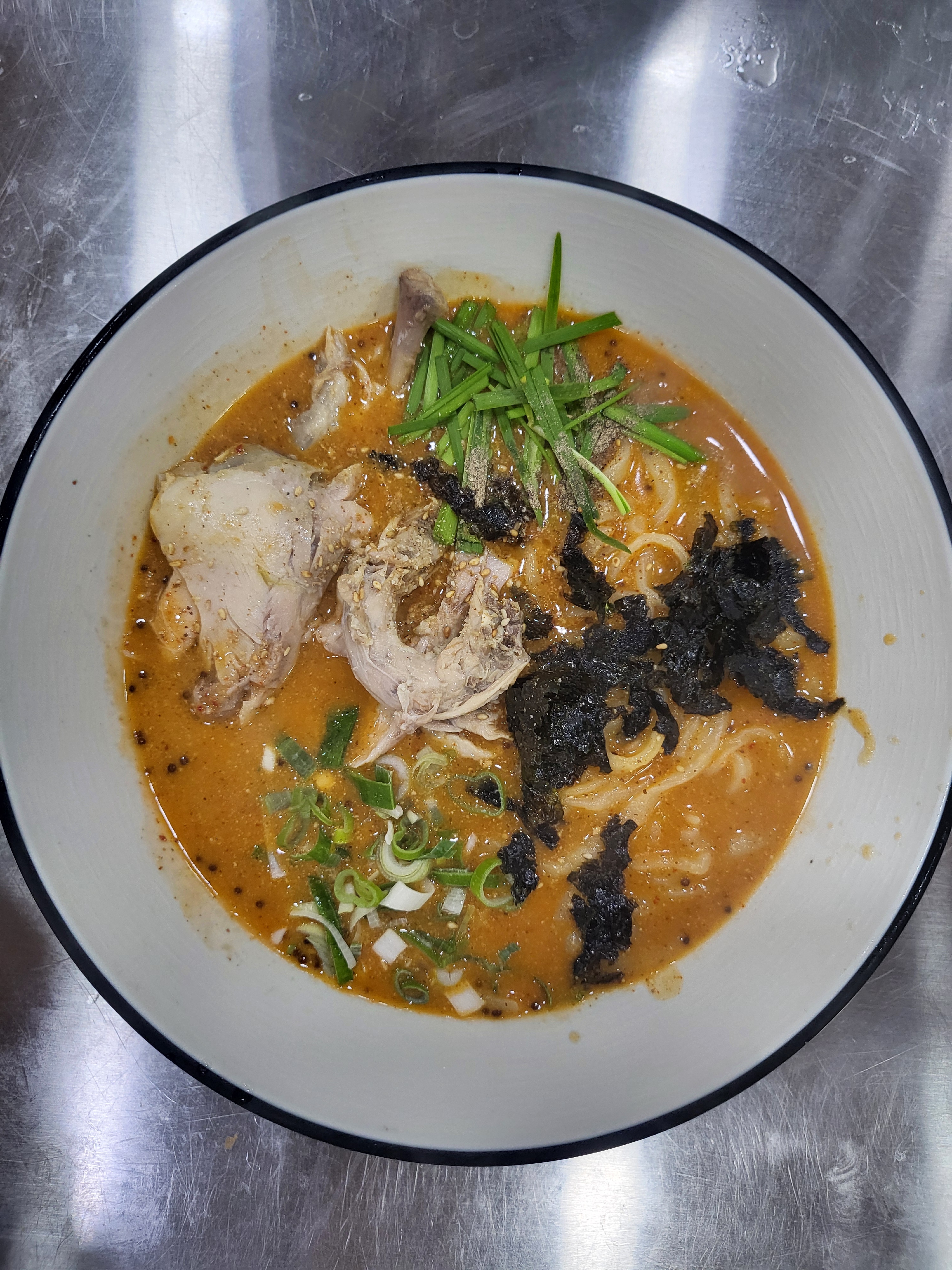 수영 닭 반마리 칼국수