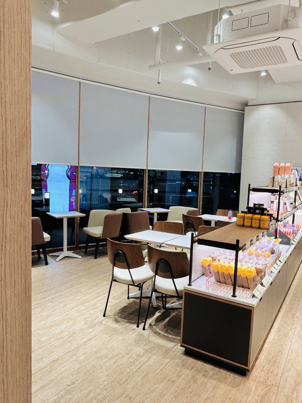 뚜레쥬르 부산광안역점(광안역 3번 출구)