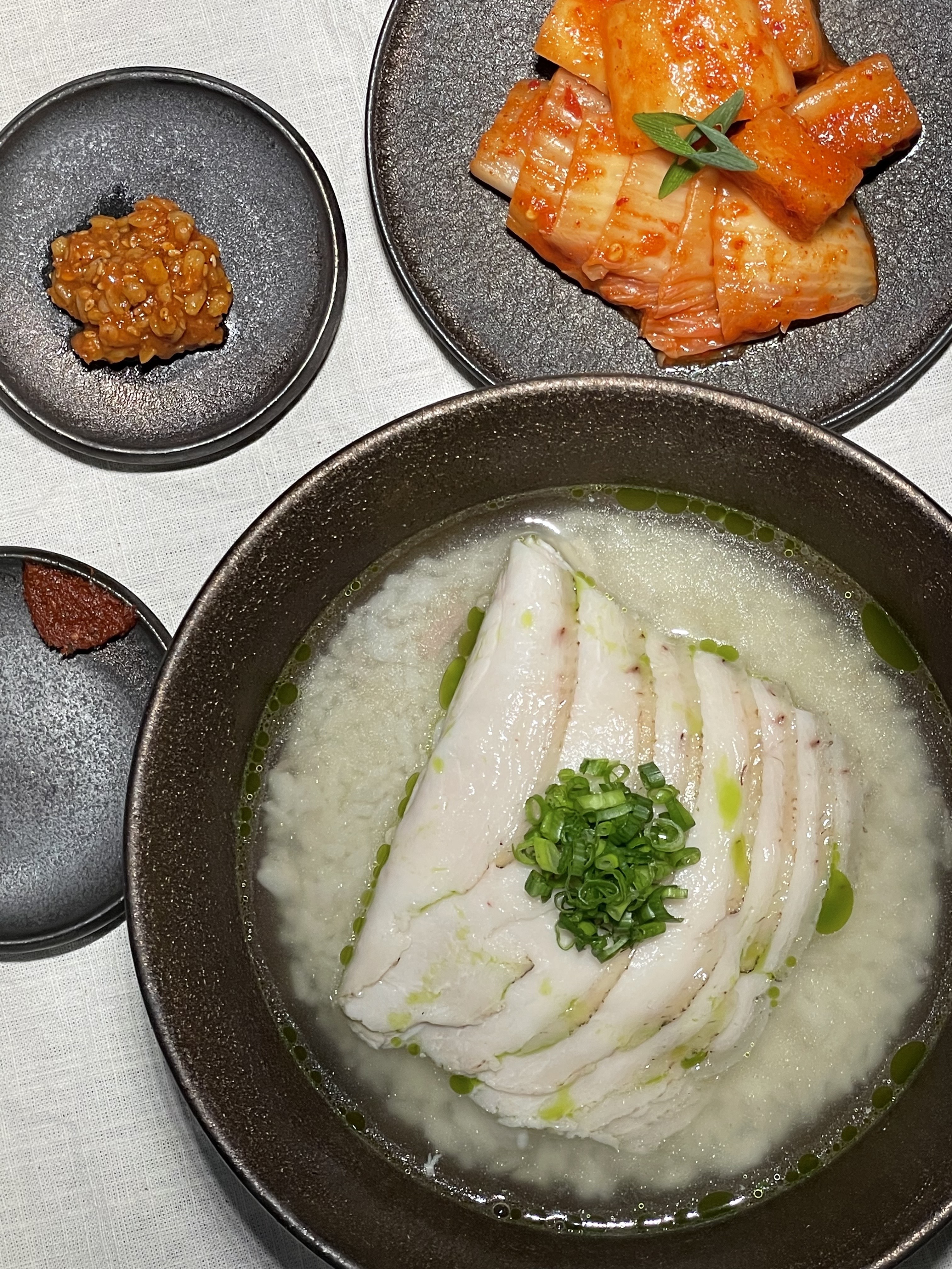 진돼지곰탕
