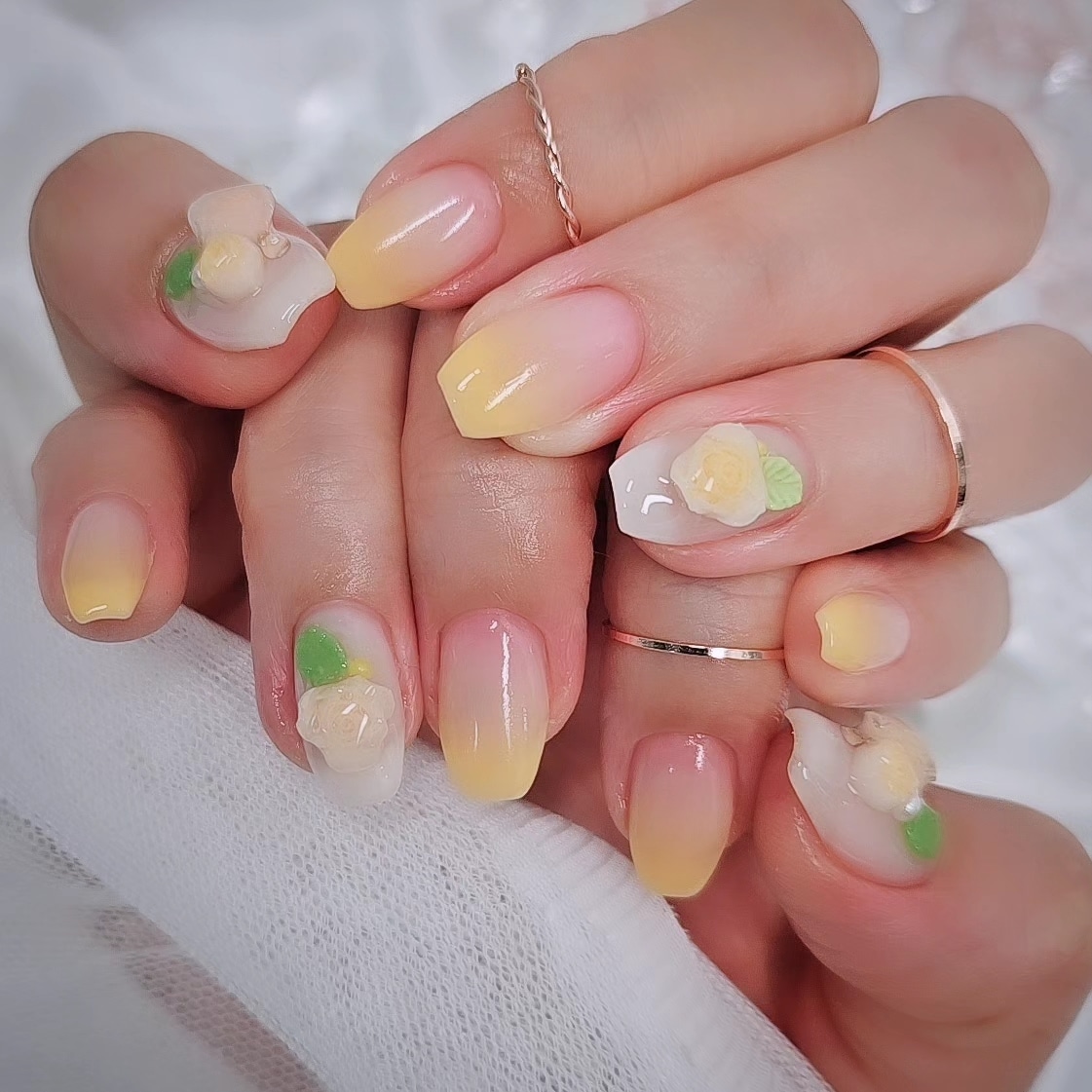 네일에홀리다