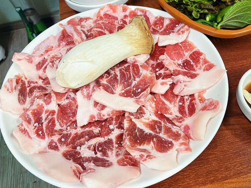 수정본가꼬들목살