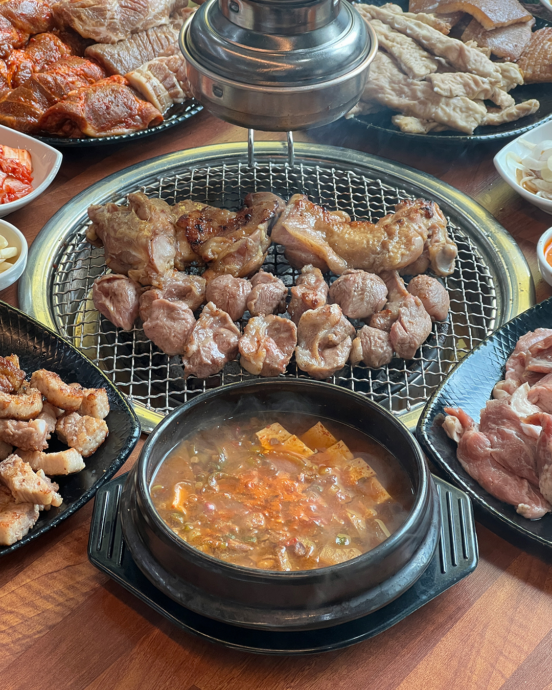 황제무한화로구이 송현역점