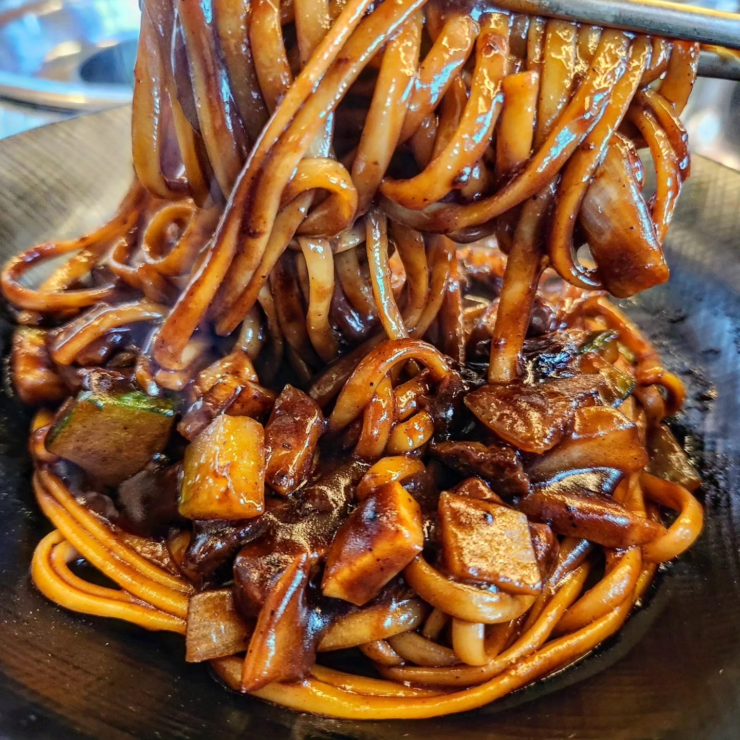범탄 두정역점