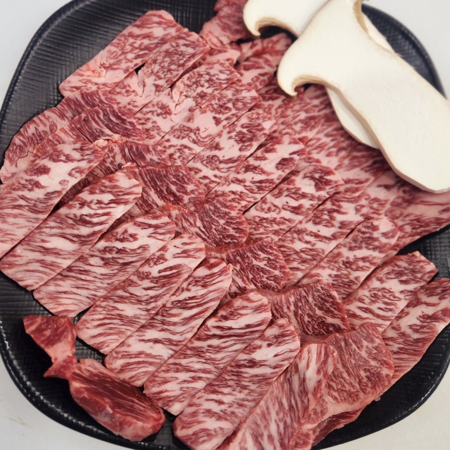 청정한우정육점, 청정한우정육식당