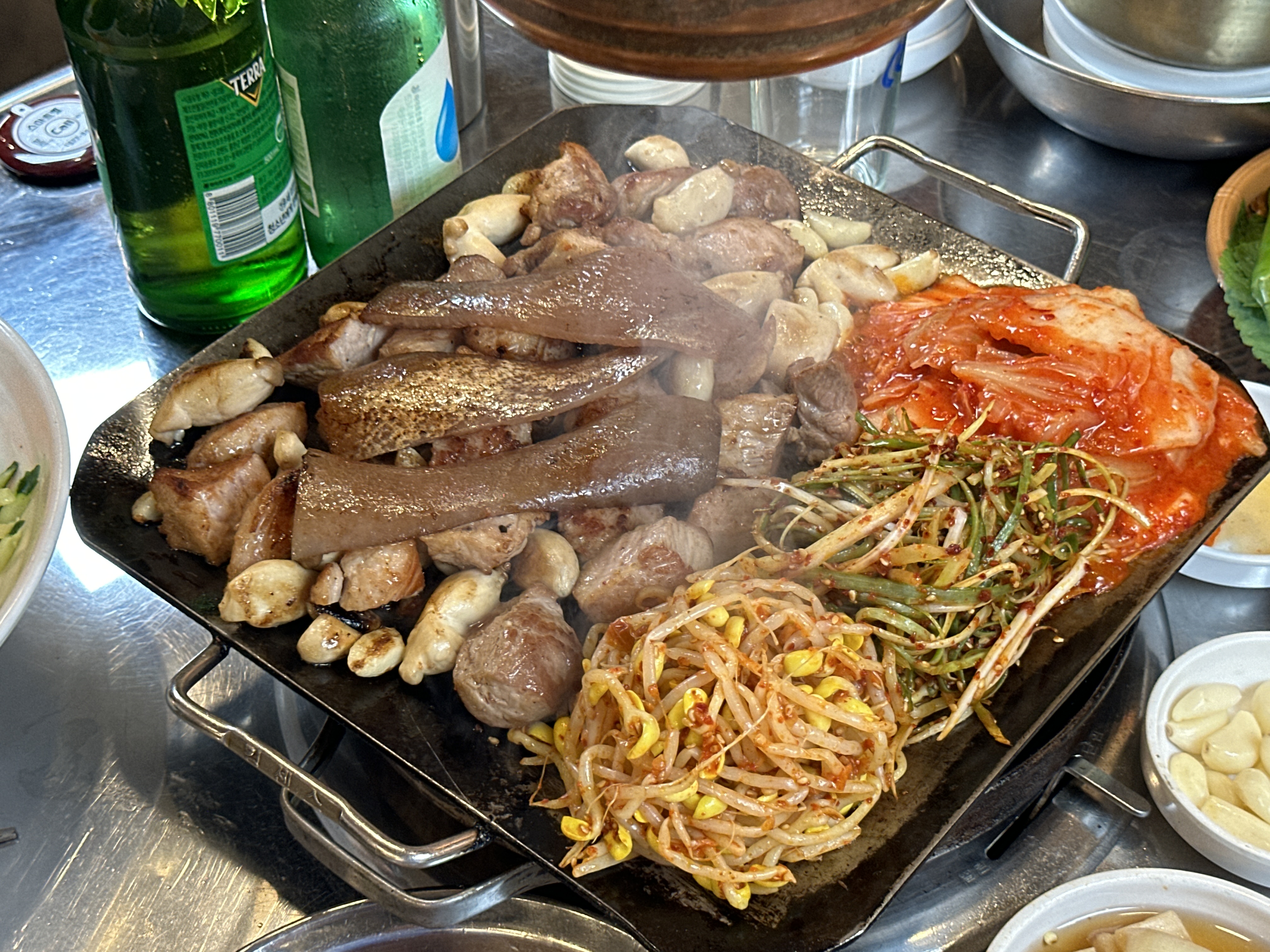 평화김해뒷고기 용호점