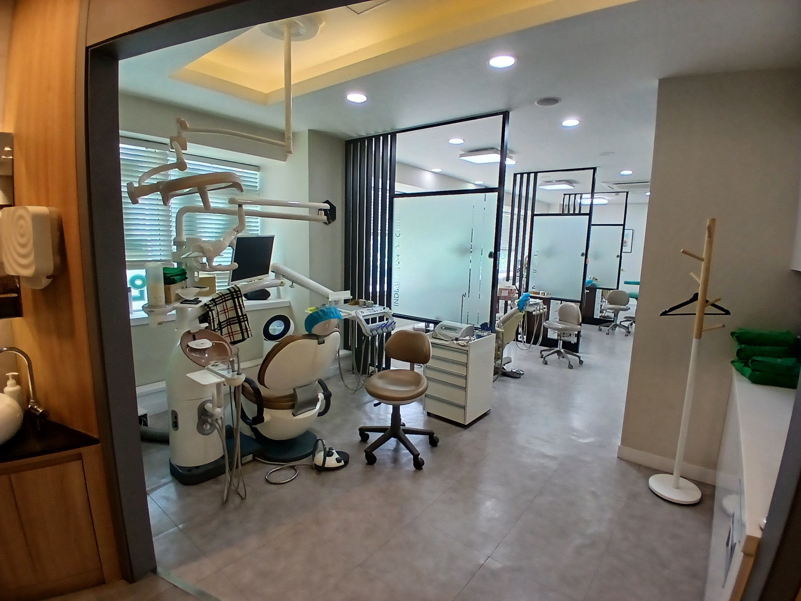 인디애나치과의원 대표 이미지