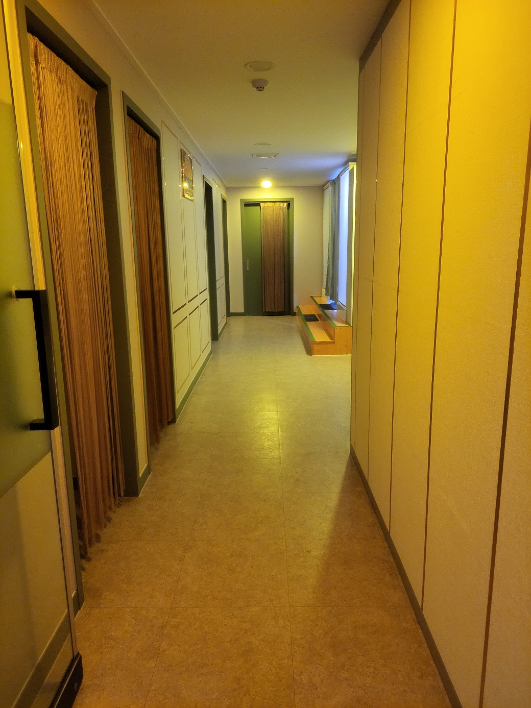 라온 photo 2