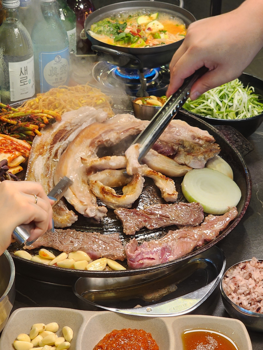 솥뚜껑미나리삼겹살 익산본점