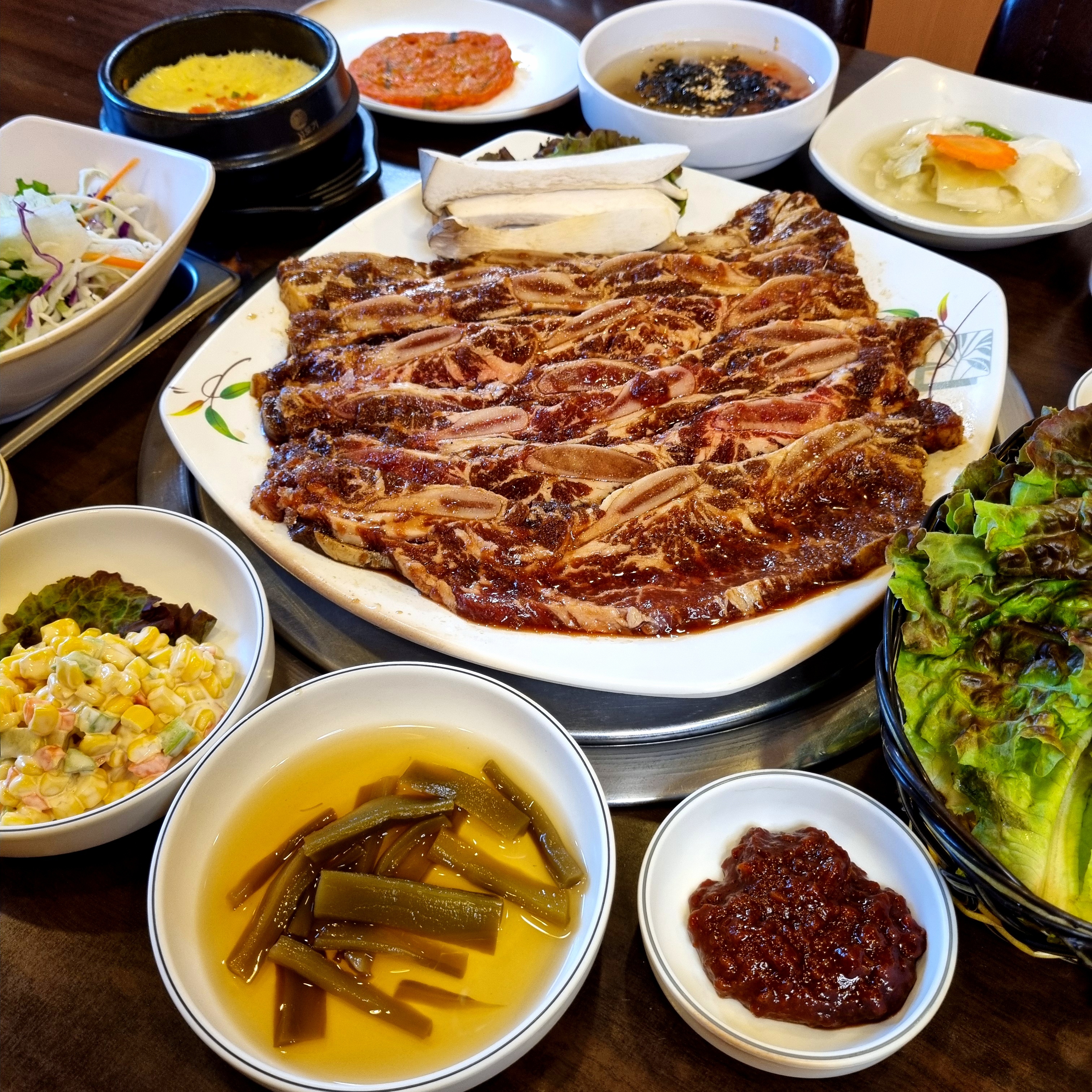 고향마을숯불돼지갈비