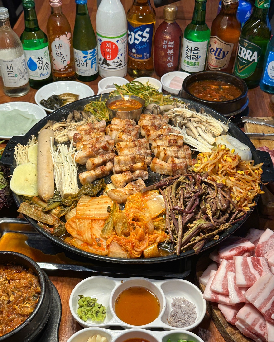 다진솥뚜껑생삼겹살