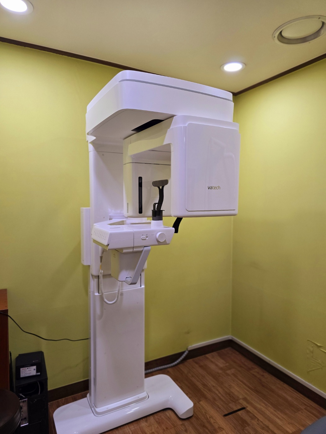 모던치과의원 대표 이미지