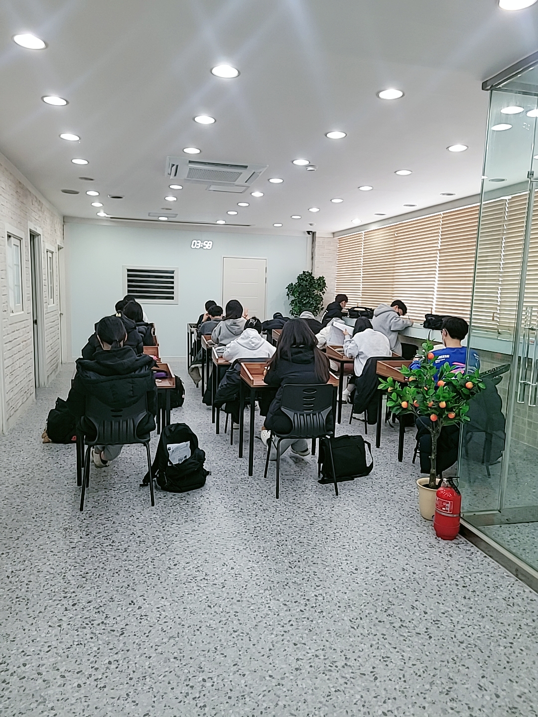 비전트리영어학원