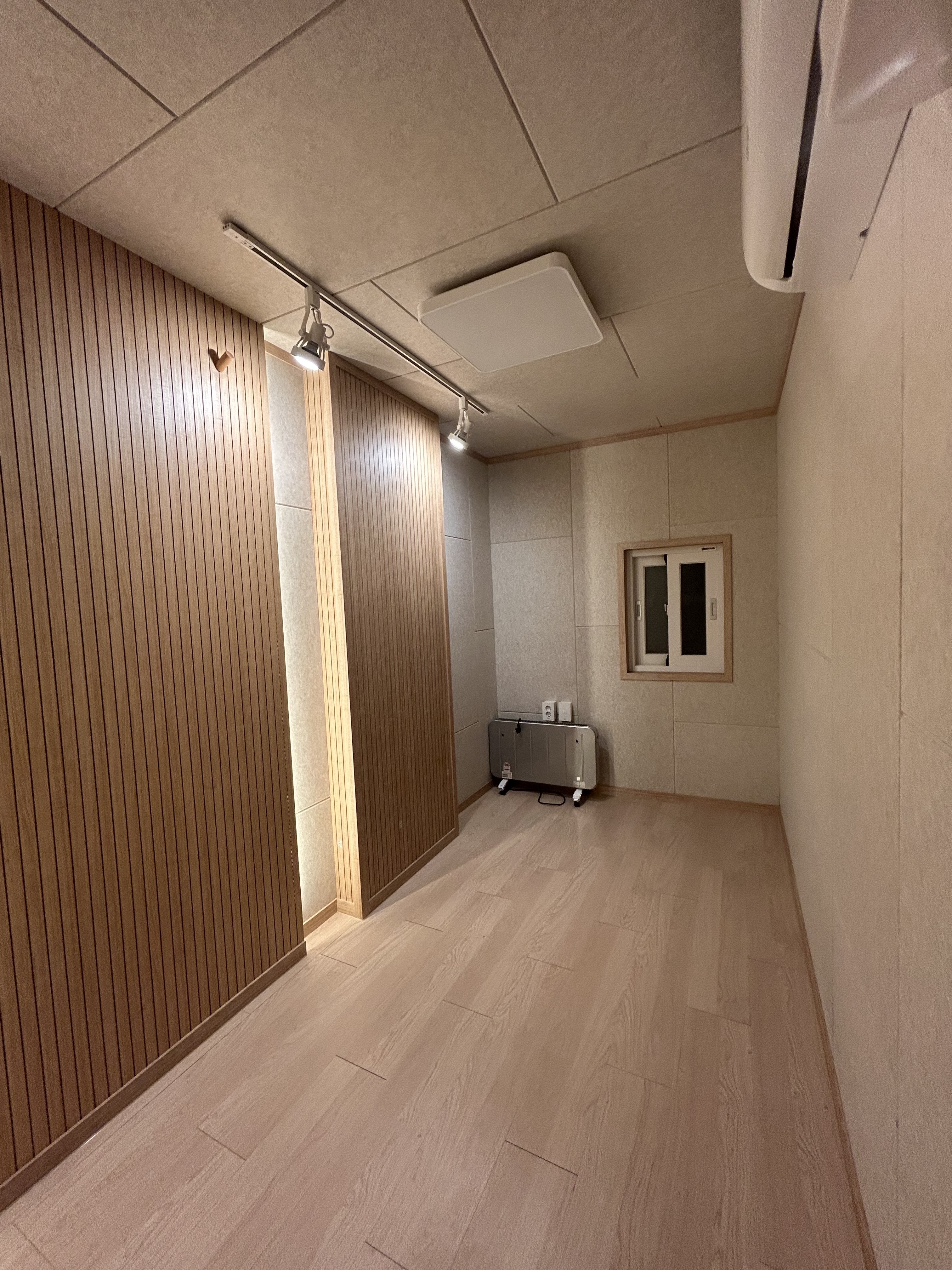 3번째 스튜디오 사진