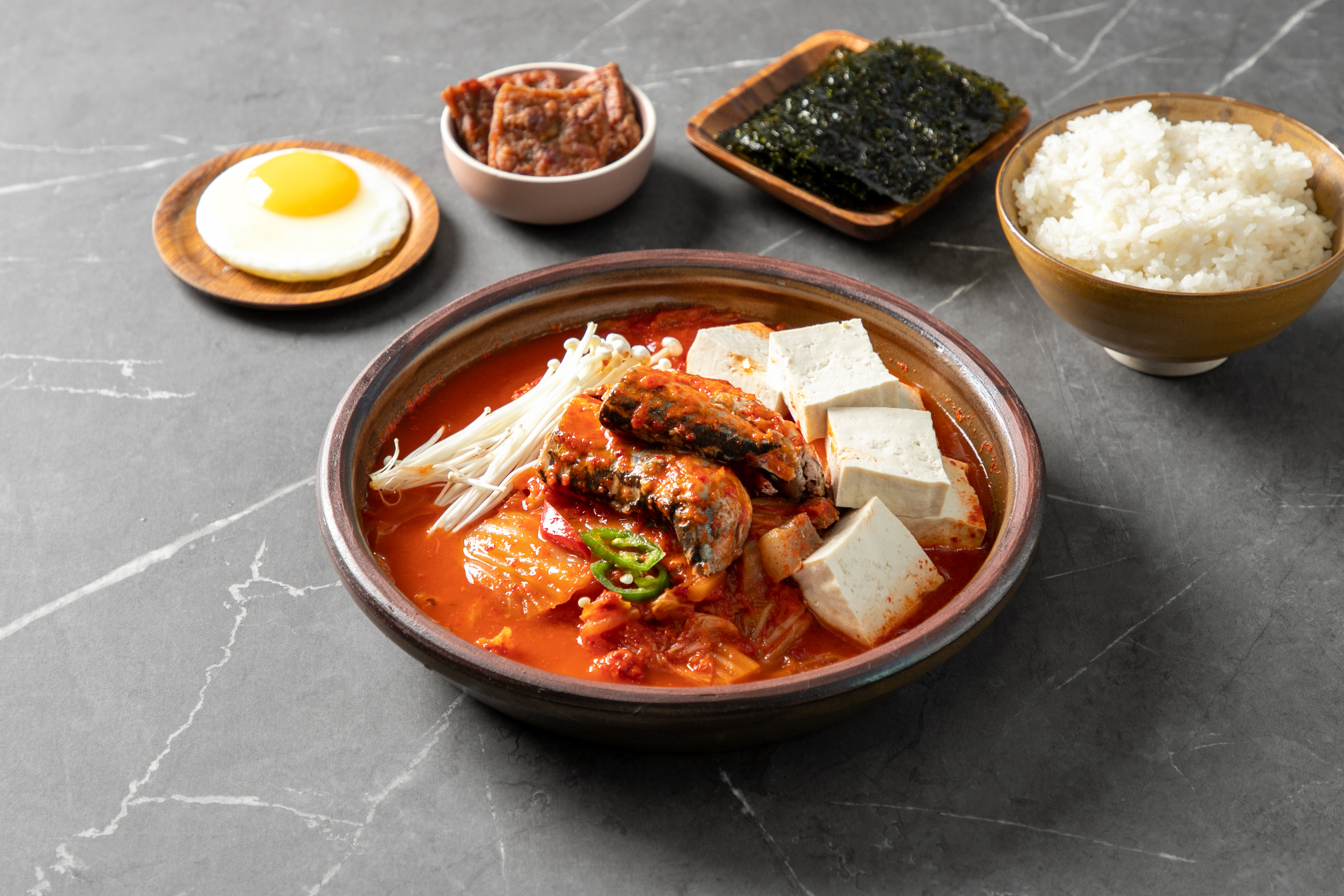 팔조령김치찜 칠곡점