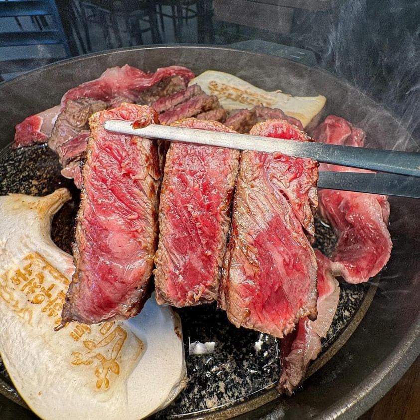 투뿔한우천국 학동역점
