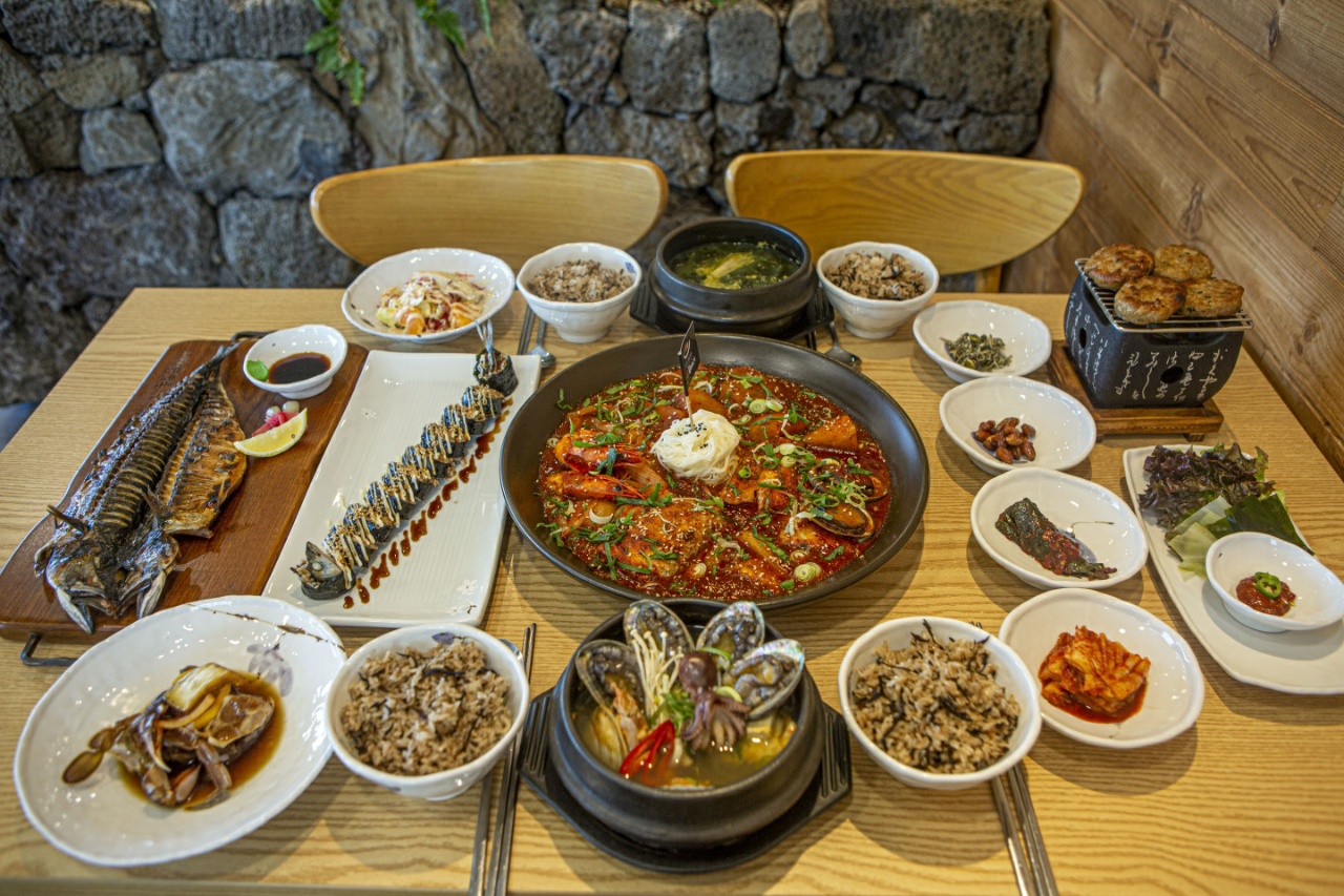 동복뚝배기 함덕
