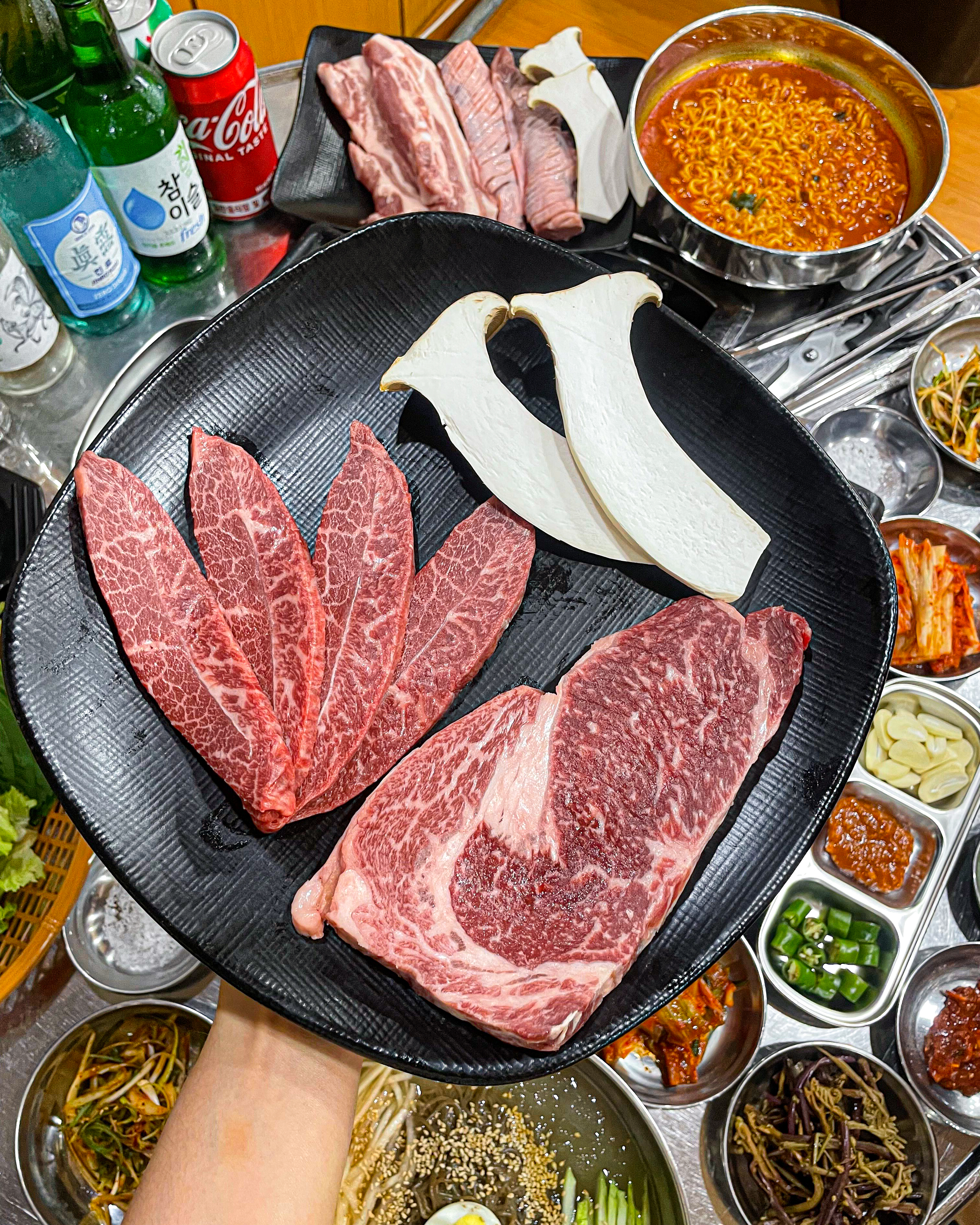 청정한우정육점, 청정한우정육식당