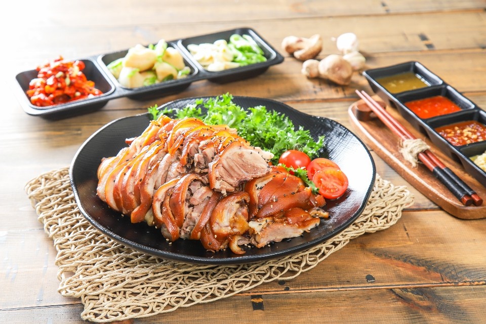 기통찬 족발 용전점