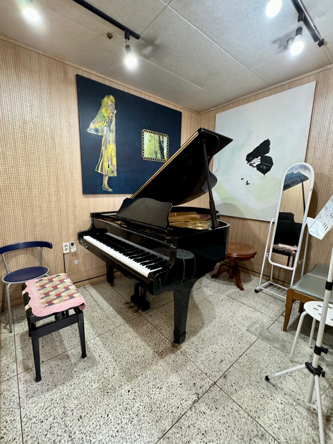 2번째 스튜디오 사진