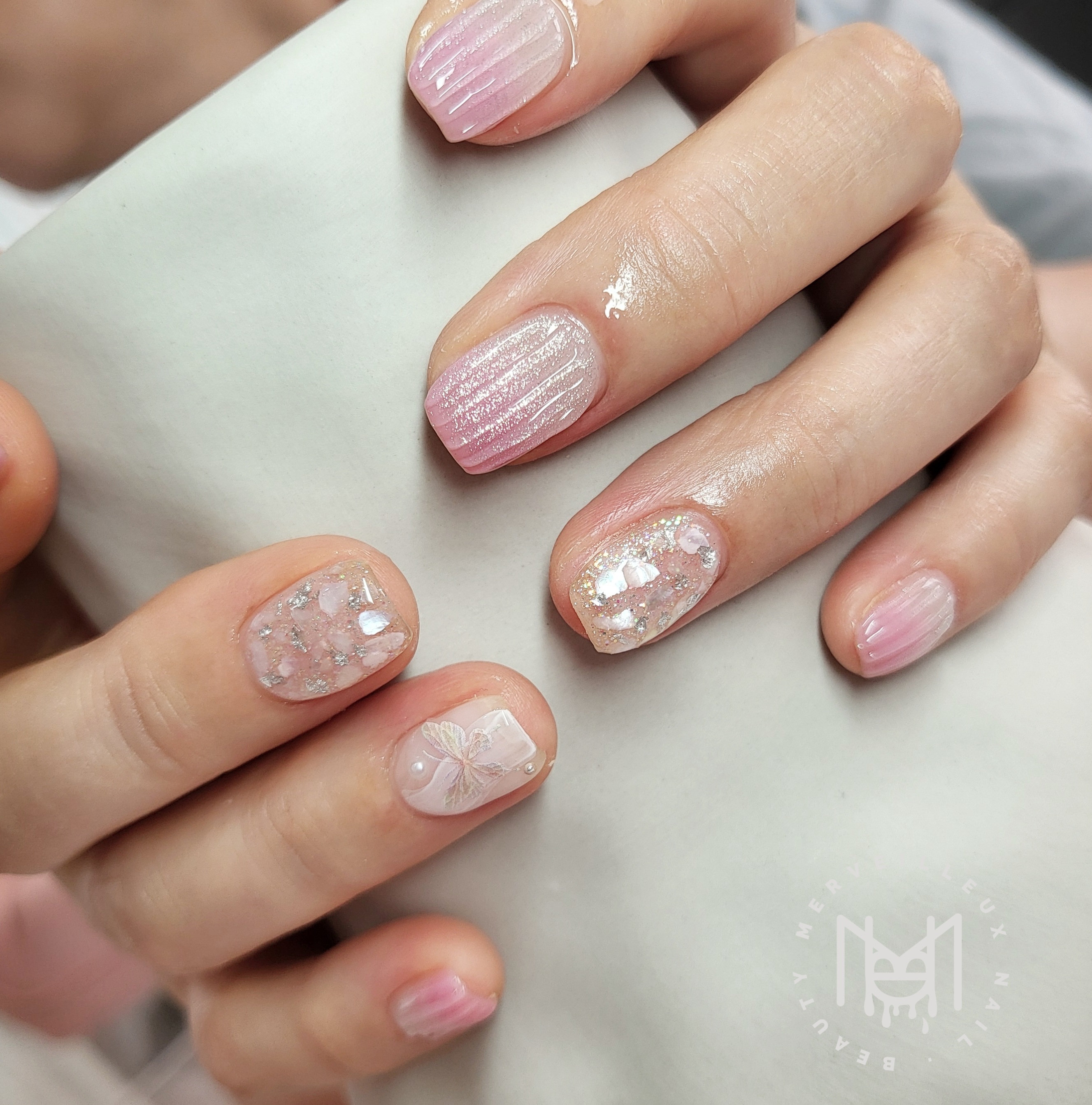 멜비유네일