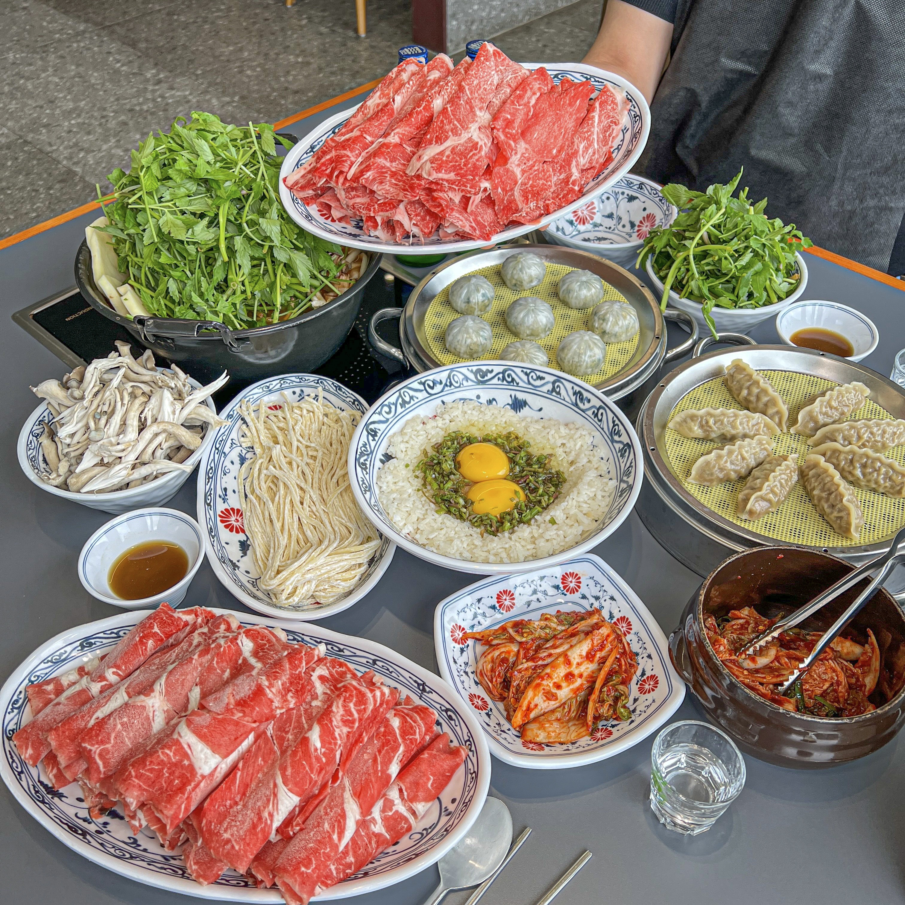 안민옥샤브칼국수 창원본점