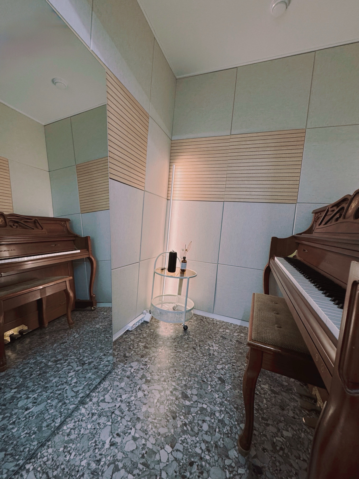 2번째 스튜디오 사진