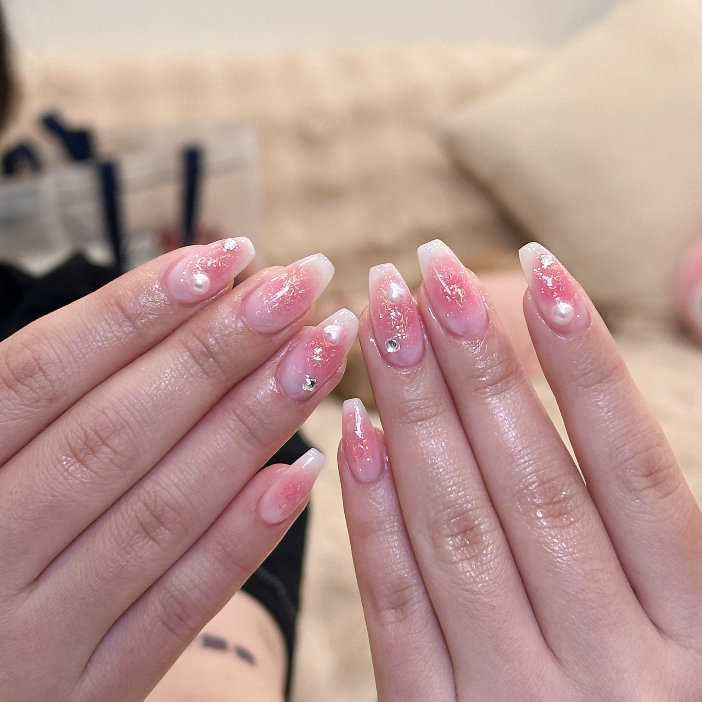 채리네일