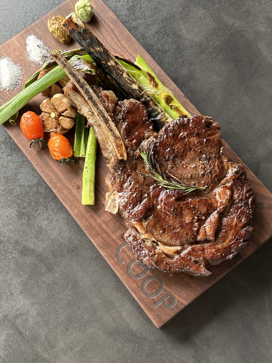 쿱 압구정로데오 대표 이미지