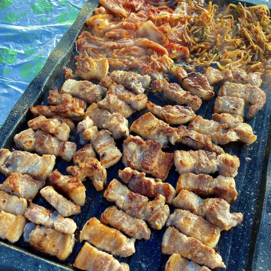 쉐프의부대찌개 & 10번가고깃집 수원탑동점