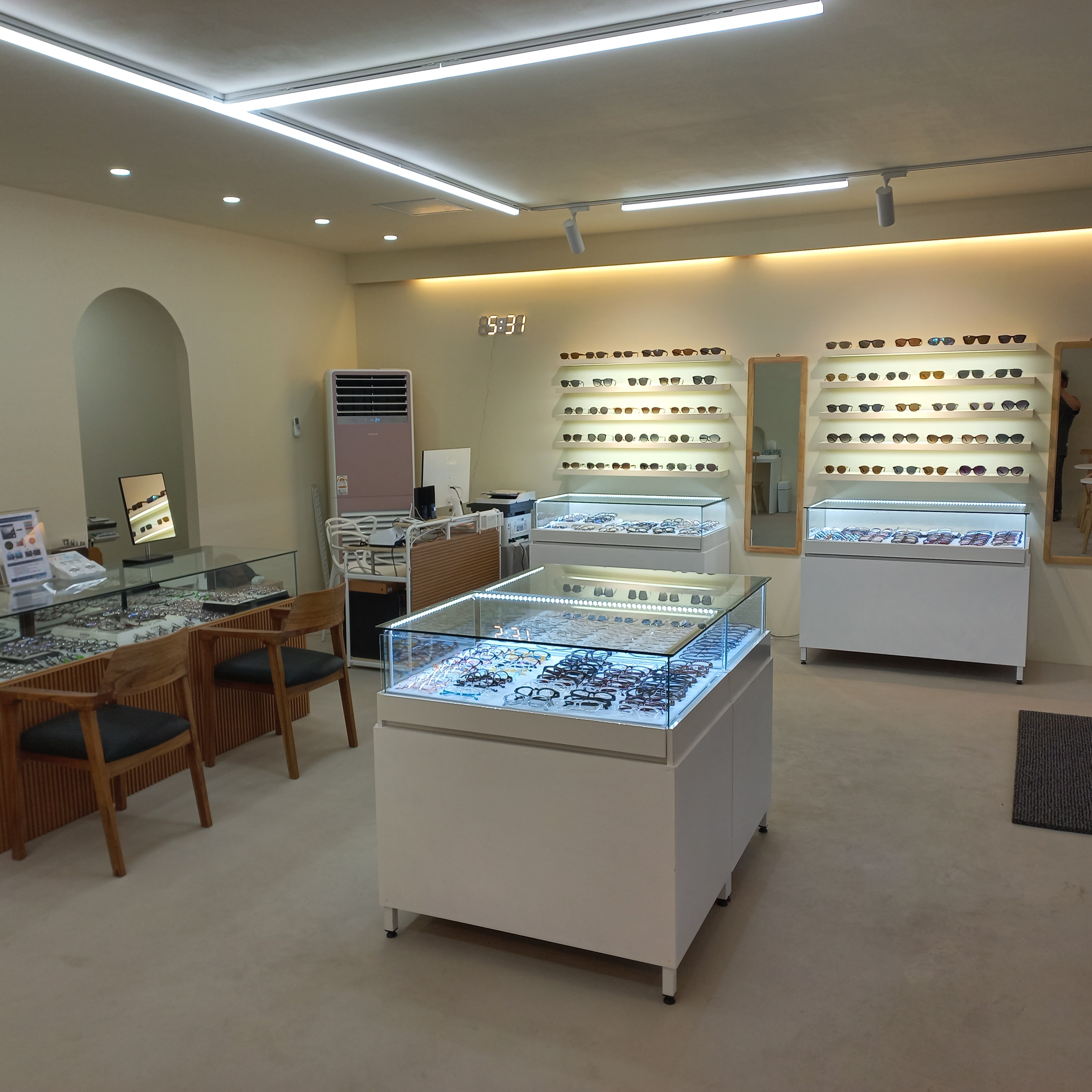 눈이넷안경원변동점 대표 이미지