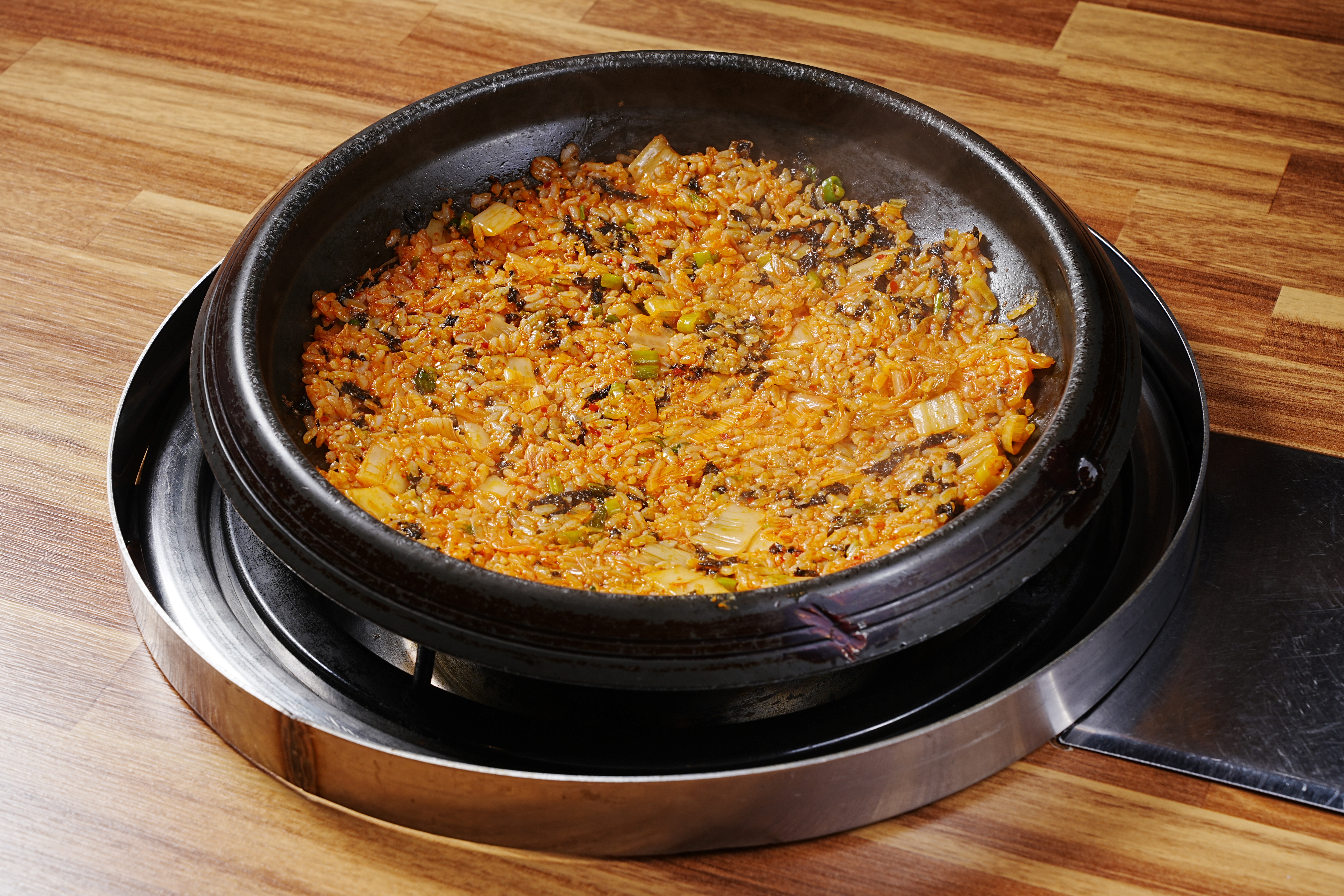 돈벼락김치삼겹살 장안동본점 사진 5