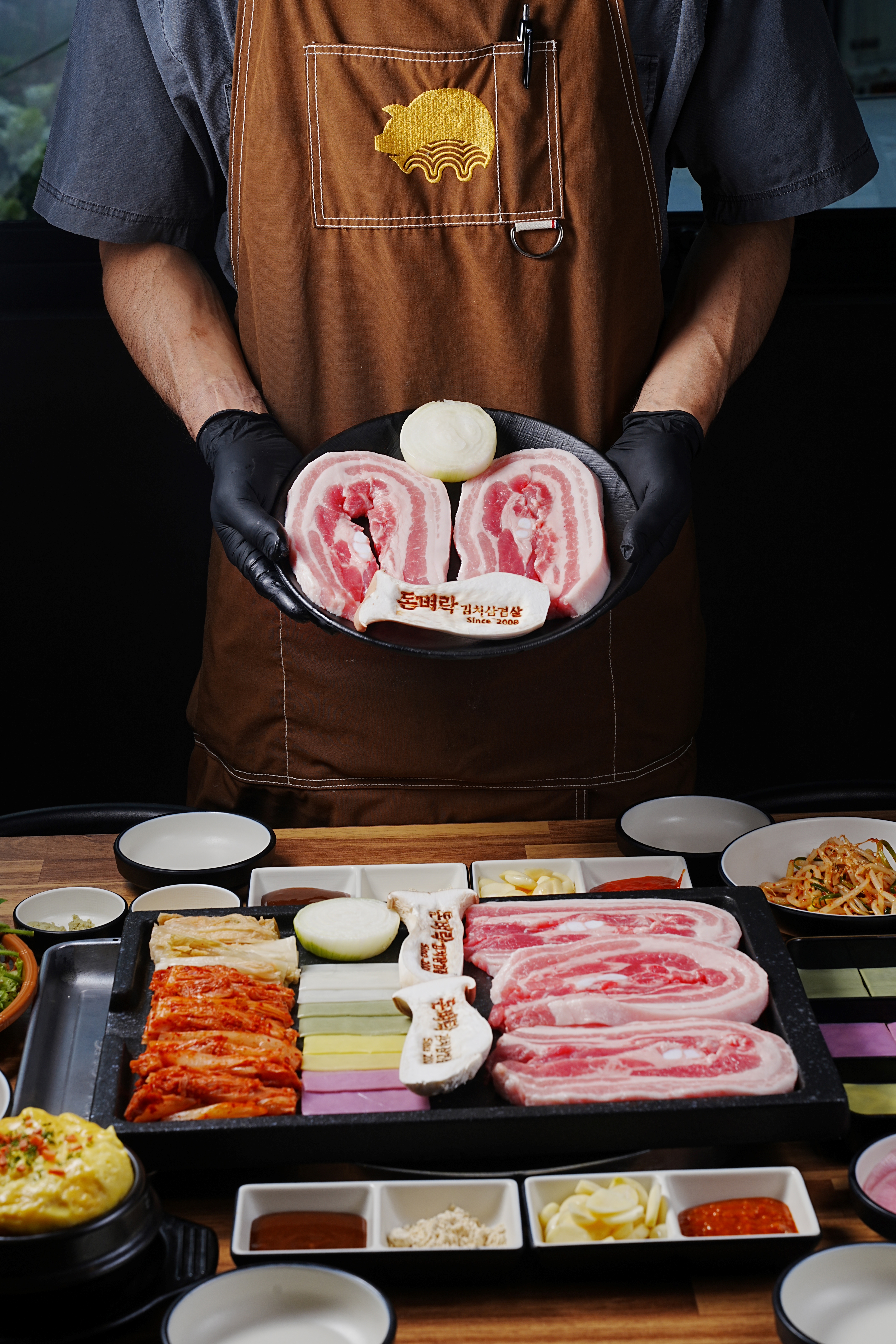 돈벼락김치삼겹살 장안동본점 2